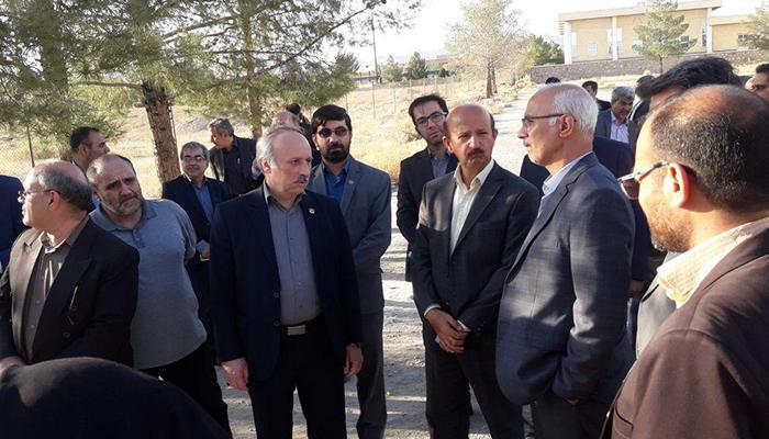پنج هزار میلیارد ریال وام دانشجویی در سال تحصیلی جدید پرداخت پنج هزار میلیارد ریال وام دانشجویی در سال تحصیلی جدید پرداخت می گردد