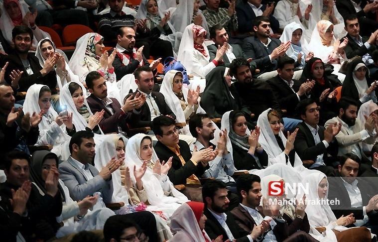 دانشگاه امام خمینی(ره) زوج های دانشجو را به مشهد مقدس اعزام می نماید
