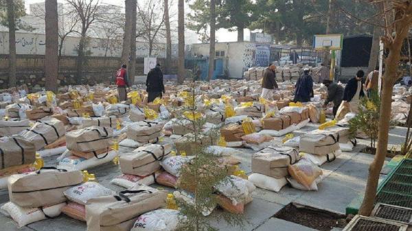 توزیع مواد غذایی و بسته های صحی برای خانواده متضرر از خشکسالی در هرات